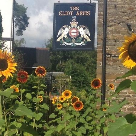 Отель The Eliot Arms Saint Germans Экстерьер фото